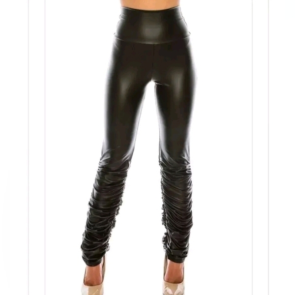 Boutique Faux Leather High Waist stretch Pants Legging with ruched leg - Picture 3 of 14